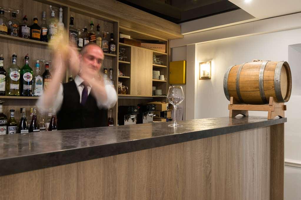 Logis Aux Maisons Restaurant photo